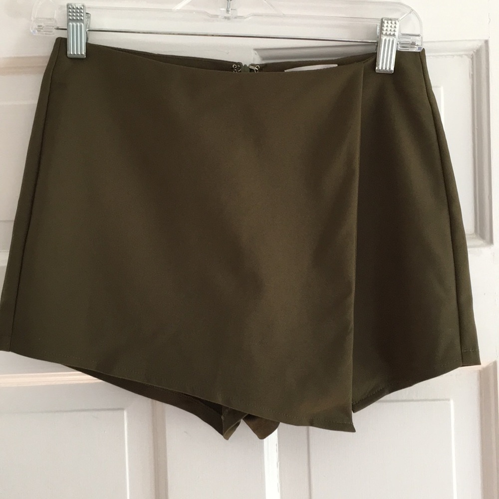 By the way Military green skort